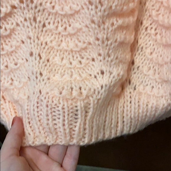 Hand knit Pink sweater - Picture 3 of 4